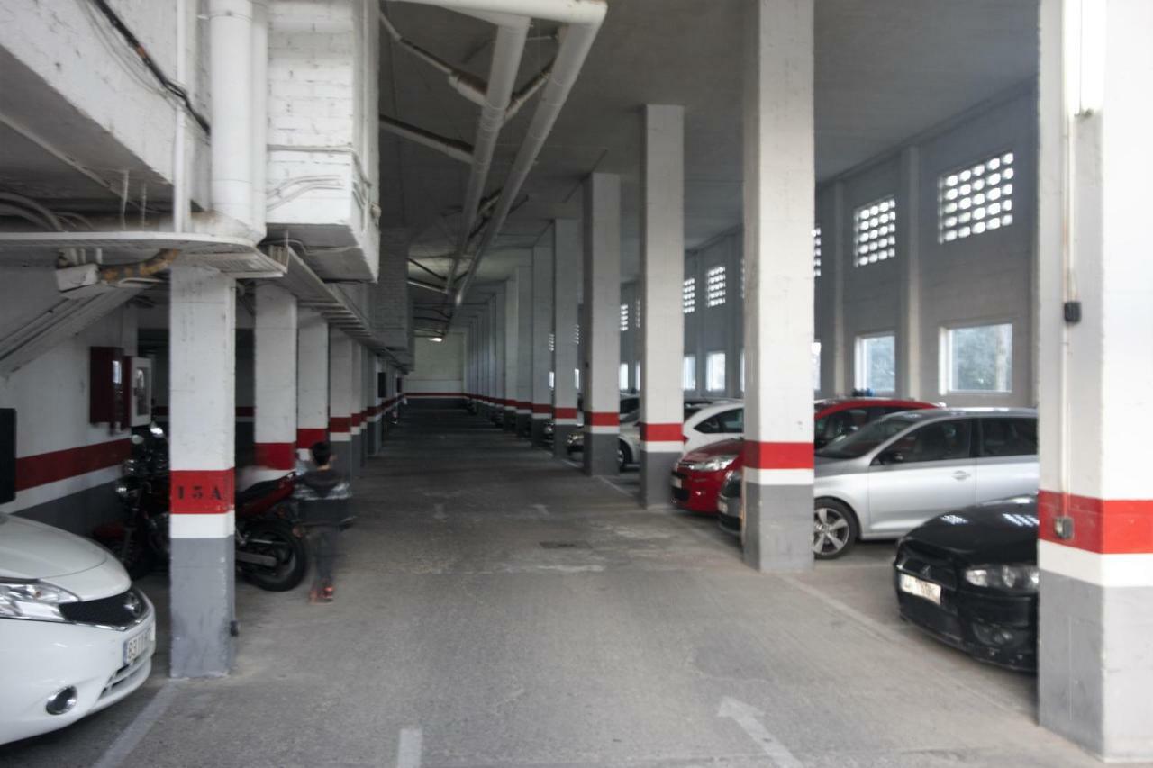 Bonito Apart. Con Parking Y Piscina マイレナ・デル・アルハラフェ エクステリア 写真