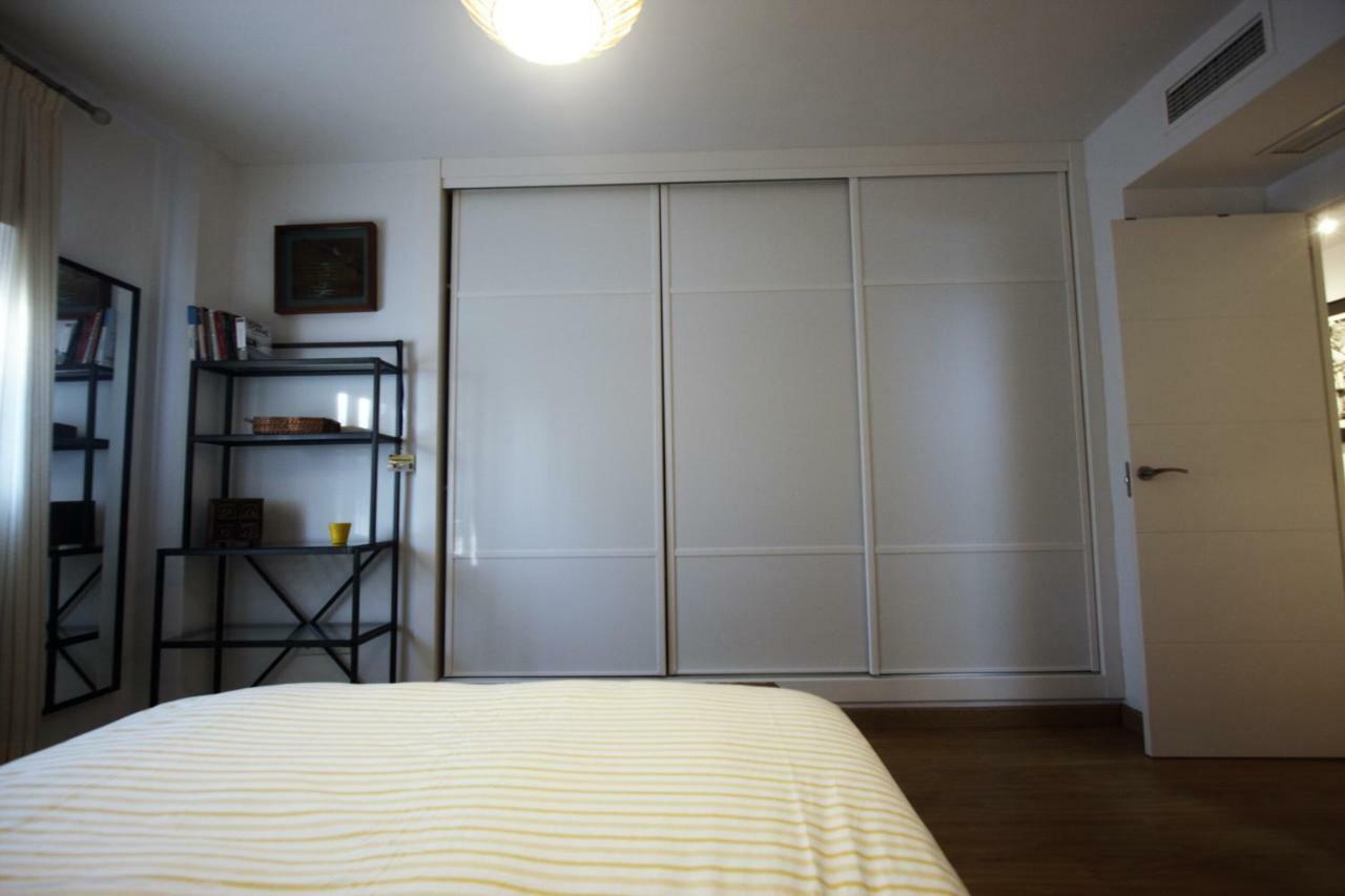 Bonito Apart. Con Parking Y Piscina マイレナ・デル・アルハラフェ エクステリア 写真