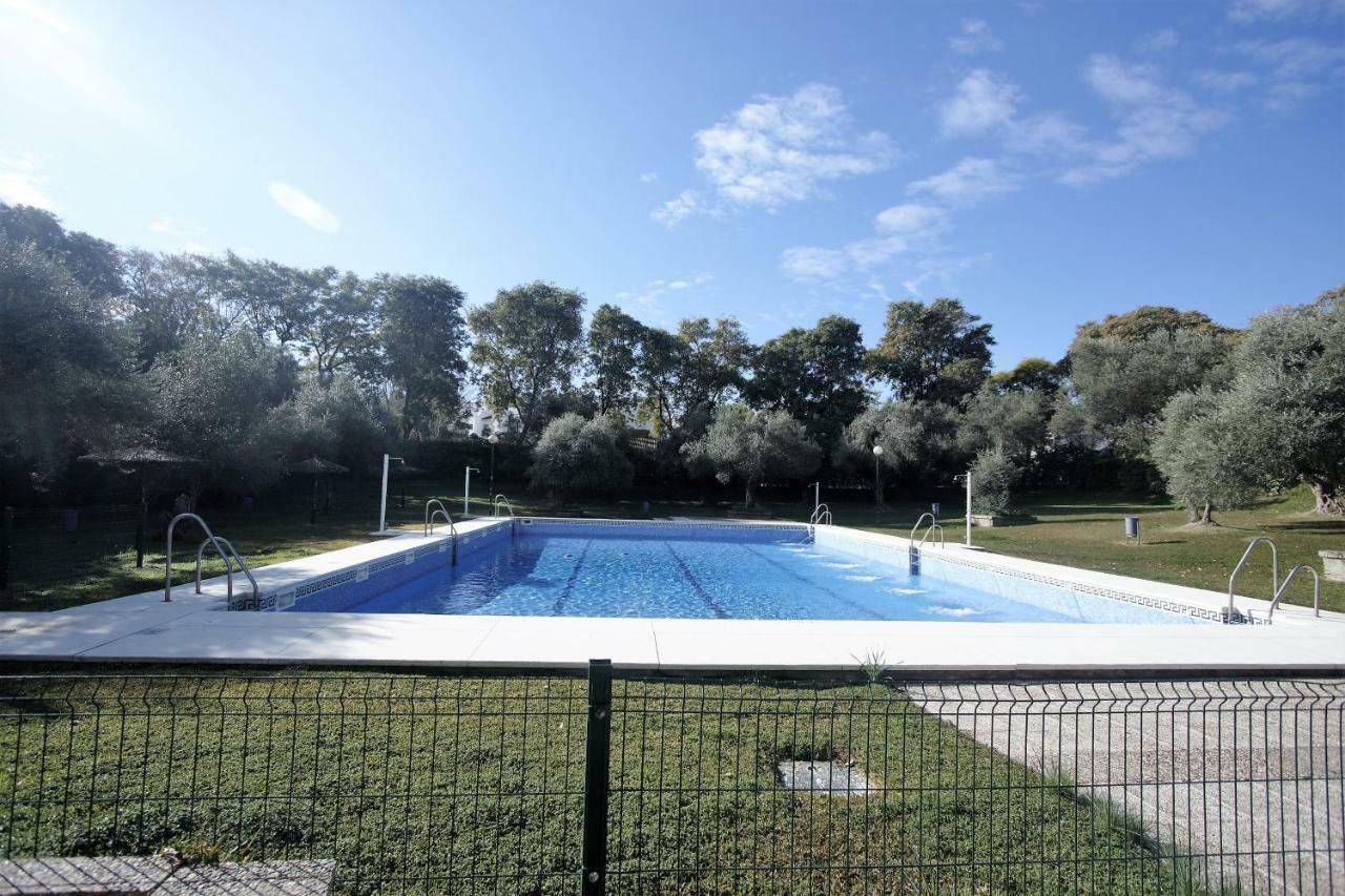 Bonito Apart. Con Parking Y Piscina マイレナ・デル・アルハラフェ エクステリア 写真