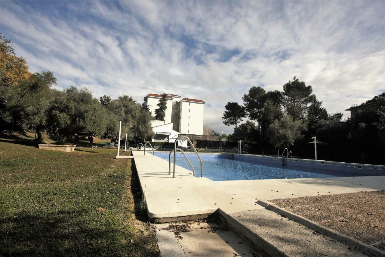 Bonito Apart. Con Parking Y Piscina マイレナ・デル・アルハラフェ エクステリア 写真